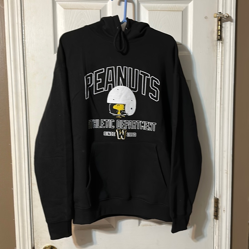 Peanuts Snoopy sweatshirt (Woodstock)